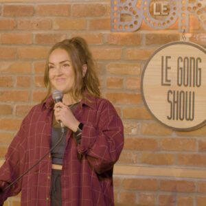 Olivia Leclerc Instagram - Il y a 1 mois, j’ai commencé à faire de l’humour sur scène. Après 4 semaines intensives de rodage, j’ai l’honneur d’embarquer sur la scène du @zoofest.offjfl ce soir, avec pleins d’autre humoristes que j’admire. 🙏🏻

Let’s do this ! 🔥
#standup #standupcomedy #humour #festival #zoofest #zoofestmtl #scene #openmic #rodage #lebordelcomedieclub #leterminalcomedieclub