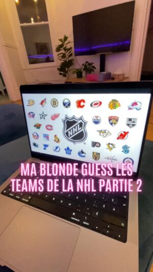 Olivia Leclerc Instagram - Elle a eu les Canadiens et les Bruins je sais pas quoi en penser.. #hockey #nhl #quiz #blonde #fyp #fypシ #reels #humour #comedie #mtl #qc