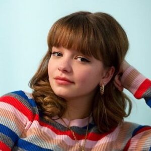 Olivia-Mai Barrett Instagram - 💥Here she is Michaela Williams💥 Tonight are the final two eps of #soongonewindrush on BBCFOUR starting at 10pm. Get yo self on bbciplayer and catch up if you haven’t. So so so blessed to be involved in this project with so many amazing creatives about something close to home.  #bbcfour #youngvic