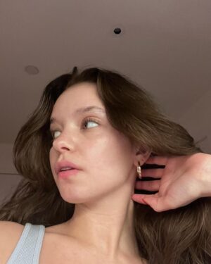 Olivia-Mai Barrett Instagram - 🍽️