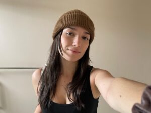 Actress Olivia Steele-Falconer HD Instagram Photos and Wallpapers February 2023