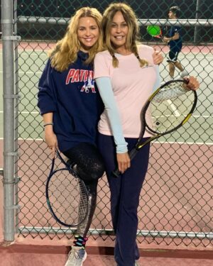 Olivia d'Abo Instagram - Loved playing tennis with @aprils_dreams today 🎾😇