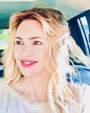 Olivia d'Abo Instagram - Hope everybody had an amazing Thanksgiving ! I am so grateful to have each and every one of you in my life . Wishing you all a beautiful rest of your holiday weekend . Much love and happiness to you :) 💖🙏🦃🙏💖