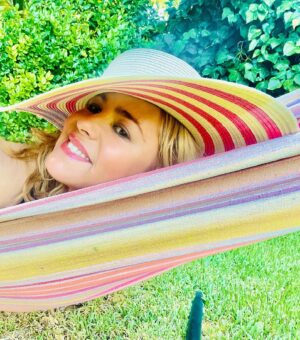 Olivia d'Abo Instagram - Relaxing in the hammock ☺️