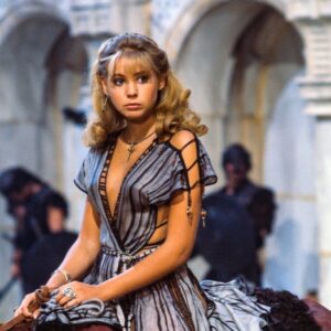 Olivia d'Abo Instagram - Hi friends! 👸🏼 Let me know how your weekend is going down below 👇🏽