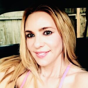 Actress Olivia d’Abo HD Instagram Photos and Wallpapers July 2024
