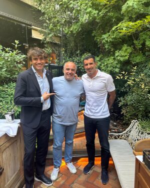Olivier da Costa Instagram - kings of madrid 👑 @luis__figo @sandrosilvaparaguas