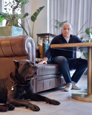 Olivier da Costa Instagram - @itsfaruk_official 👑 

.
.
.
#segundafeira #faruk #chefolivier #canecorso #canecorsoofinstagram #canecorsolife #canecorsomania
