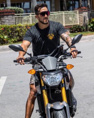 Omar Antonio Morales Ferrer Instagram - 🖤🛣️