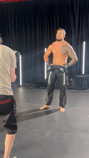 Omar Antonio Morales Ferrer Instagram - 😎🥋 @karatecombat
