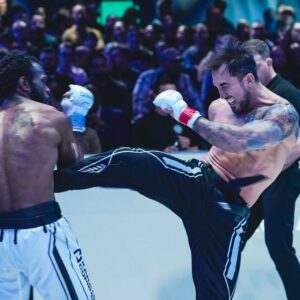 Omar Antonio Morales Ferrer Instagram - 🔥 KARATE COMBAT ↔️ UFC 🔥

@furiateamvzla