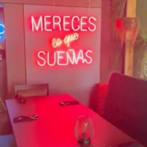 Omar Antonio Morales Ferrer Instagram - Recap 2023 ✨ Feliz Año Nuevo 💫

➖𝑴𝑬𝑹𝑬𝑪𝑬𝑺 𝒍𝒐 𝒒𝒖𝒆 𝑺𝑼𝑬Ñ𝑨𝑺➖