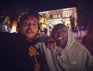 Omar Benson Miller Instagram - Ran into the Young Homey out here getting his! Cooling with @robiiiworld at the Docs house for #superbowl