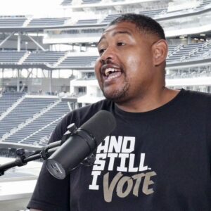 Omar Benson Miller Instagram - Back by popular demand it's @ozonepodcast unfair, partial & uncut. Talking boxing & corruption. Should other boxers or athletes call out their peers for cheating? Are the consequences stiff enough? Is it even cheating? Link in bio #boxing #canelo #valdez #vada #eddyreynoso #devinhaney #herring #balco #victorconte #calebplant #ggg #mannypacquiao #mayweather #jakepaul #loganpaul #anthonyjoshua #eddiehearn #dazn #showtimeboxing #showtime #esnews #wbc #wbcboxing