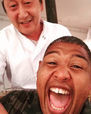 Omar Benson Miller Instagram - Michelin 🌟 dinner & lovely wine with super Sommelier @markbrightwine & friends to celebrate Season 5 of #Ballers 🙌🏾🙌🏾 Delicioso!! #BlessUp #sushi