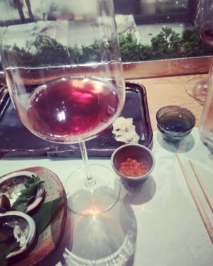 Omar Benson Miller Instagram - Michelin 🌟 dinner & lovely wine with super Sommelier @markbrightwine & friends to celebrate Season 5 of #Ballers 🙌🏾🙌🏾 Delicioso!! #BlessUp #sushi