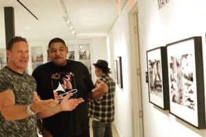 Omar Benson Miller Instagram - #FBF Catching up with wonderful artist & friend @manfredbaumann at his Mustang gallery opening in #LA Congratulations!