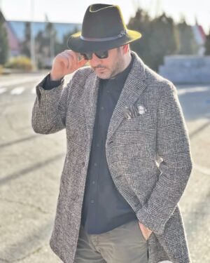 Omid Hajili Instagram - .
مراقب افکارت باش که گفتارت می شود
مراقب گفتارت باش که رفتارت می شود
مراقب رفتارت باش که عادت می شود
مراقب عادتت باش که شخصیت می شود
مراقب شخصیتت باش که سرنوشتت می شود... 🤍🕊️
.
.
.
.
.
#امیدحاجیلی #حاجیلیتو ‌#omidhajili #hajilitto