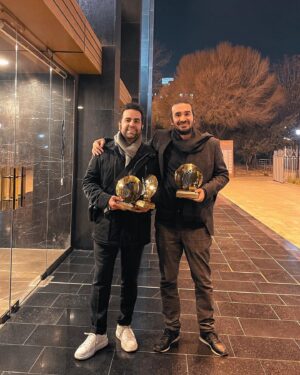 Omid Nemati Instagram - .
جایزه‌ی باربد بهترین آهنگسازی و خوانندگی رسید به آلبوم “ نصف النهار مبدا” 
ممنون از تک تک دوستانم که در این آلبوم همکاری کردند.
به امید آلبوم های بعدی و بالاخره کنسرت.