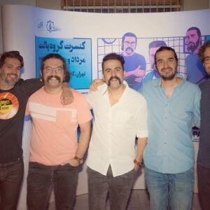 Omid Nemati Instagram - .
عكسهاى كنسرت | مرداد و شهريور ٩٨
اين چند شب كنار تك تك شما براى من رويايى بود.
به زودى بر میگردیم و با آلبوم جديد باز هم كنار هم آواز ميخونيم.
#pallettmusic 📸 @arashnia