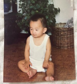 On Ju-wan Instagram - 새해 복 많이 받으세요🙇‍♂️

2024년 설 연휴 건강하게 행복하게 보내고~ 
좋은 추억과 기억으로 가득하게~🙏

본집와서 앨범 뒤적거리다~ㅎ
