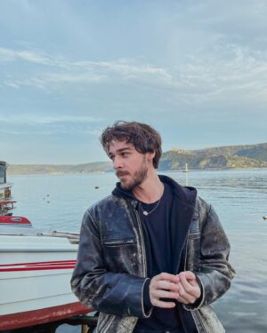 Onur Bay Instagram - Son fotoğraf kardeşimin yakışıklılığına gelsin. 📸@yigitmercann