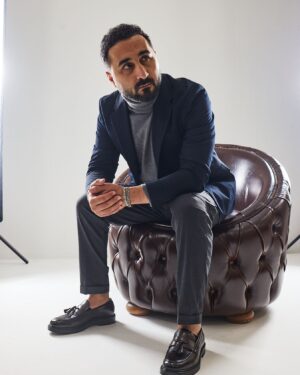 Onur Buldu Instagram - fotoğraflar @erenyigit makyaj: @zevyynep saç: @hasanozaltin crew: @seyidoguz studio: @labelgrouptr stylist: @dorukkakiz  menajer: @abdullahbulutt hepinize çok teşekkür ederim kardeşlerim 🤗🙏