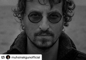 Onur Saylak Instagram - Yıllar önce... Bir sonbahar günü... 📸 @muhsinakgunofficial