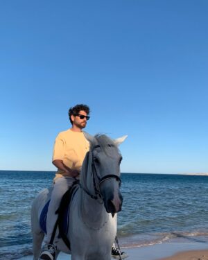Oral Özer Instagram - güneşli bir akşam üstü 🥳