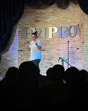 Orlando Leyba Instagram - Tampa FL you showed up and I’m filled with gratitude thank you 🙏🏾 @tampaimprov
