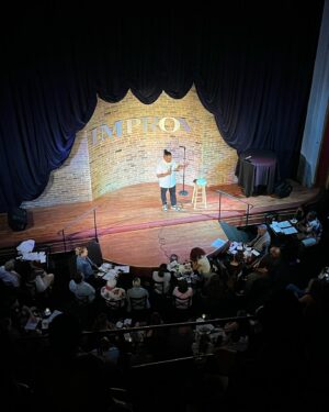 Orlando Leyba Instagram - Tampa FL you showed up and I’m filled with gratitude thank you 🙏🏾 @tampaimprov