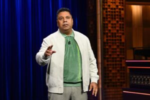 Orlando Leyba Instagram - @fallontonight @jimmyfallon Tonight was so special I was surrounded by love Thank @michaelcox1  Pic by @toddowyoung  you are a master. #fallontonight
