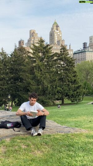 Oscar Anton Instagram - until next time New York ♡