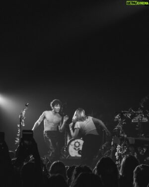 Oscar Anton Instagram - 1400 of us dancing in paris. 
thank you so much ♡ 

photos : @seabassb_ // @ileanapcontreras