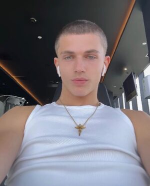 Oscar Curtis Instagram - gym ✅ driving lesson soon ⏳, how many times should I go gym per week??
.
.
.
.
.
.
.
.
.
.
.
.
.
.
.
.
.
.
.
.
.
.
.
#actor #model #gym #fitness #motivation #acting #hollywood #gymlife