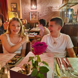 Oscar Curtis Instagram - 18! w the fam 🤎👨‍👩‍👧‍👦
.
.
.
.
.
.
.
.
.
.
.
.
.
.

.

.
.
.

.
.
.
.
.
.

#18 #birthday #actor #family #happybirthdaytome #teenlife #actorslife