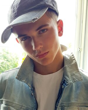 Oscar Curtis Instagram - I think denim might be my thing 🤷‍♂️
.
.
.
.
.
.
.
.
.
.
.
.
.
.
.
.
.
.
.
.
. 
 
.
.
.
.
#actor #face  #headshot #denim #hollywood #blueeyes #behindthescenes #photography #model #bts  #actingheadshots #younghollywood #Manchesteractors