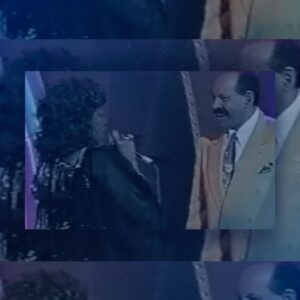 Oscar D'León Instagram - Cuantos momentos de alegría me diste mi negra querida @celiacruz #TBT #Soplaaa #Sabrosooo