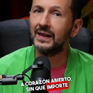 Óscar Madrazo Instagram - Hablemos de amor e inclusión.❤️🫂

Ve el episodio completo en nuestro canal de YouTube:
Codigo888of 

Link en la bio.

#podcast #entrevista #viral #quemadrazo #oscarmadrazo #amor #inclusion #familia #lgbt #parejas