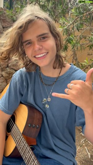 Oscar Stembridge Instagram - I live my life on overdrive… #oscarstembridge #music #singer #postmalone #overdrive #reels