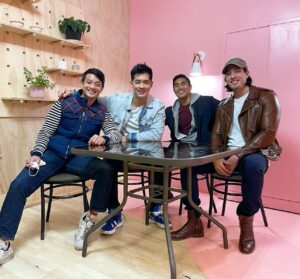 Osric Chau Instagram - Got these handsome gents to take a break from filming and help me christen our indoor dining at @unclessnackshop!
@eddieliuwho 
@jaybeetadena 
@deschiam