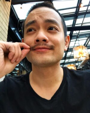 Osric Chau Instagram - Not sure how I feel about this just yet... But enjoying the great outdoors that is not my bedroom for the first time in two weeks! 😄
@eatdochay in Vancouver!