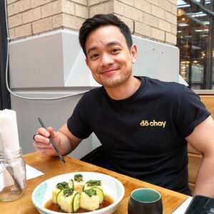 Osric Chau Instagram - I go to @eatdochay so often they gave me a staff shirt 😂❤️