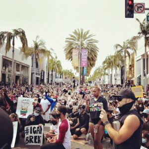 Osric Chau Instagram - There was outrage long before George Floyd. There was unrest.
They tried marching.
They tried kneeling.
They tried silence.
And were all silenced.
In a broken system that breeds so much inequality and injustice, the most infuriating thing is the expectation to accept it.
You want order. You want civility. We do too, but we want it for everyone.
So give us a society where we can do more than just talk about equality.
Give us justice.
#BlackLivesMatter
