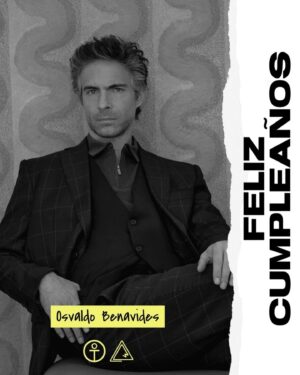 Osvaldo Benavides Instagram - ¡Feliz cumpleaños a nuestro actor, Osvaldo Benavides (@osvaldobenavides)! 🥳🎂

Conoce más de su trabajo con su más reciente producción 'Noche de bodas' (2024), disponible por #ViX, entre otros títulos como 'Monarca' (2019), disponible en #Netflix y 'The Good Doctor' (2021), disponible solo por #PrimeVideo. 🎬 

#OsvaldoBenavides 
#NocheDeBodas
#Monarca
#TheGoodDoctor 
#TalentoTOR