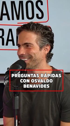 Osvaldo Benavides Instagram - Le hicimos un quiz rápido a @osvaldobenavides en #VamosTranqui para conocerlo más. 🫶🏽🍃