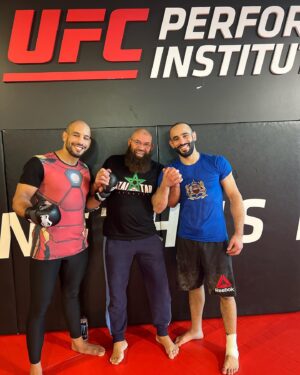 Ottman Azaitar Instagram - My best friends finally arrived ❤️💪🏽 #AlhamdulilahForEverything #MayAllahGiveUsTheVictory