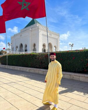 Ottman Azaitar Instagram - 🔸Eid Mubarak to my sisters and brothers all over the world🔸 ‎
عيد مبارك سعيد، اسأل الله العظيم  ان يتقبل منا ومنكم صالح الأعمال  ويغفر لنا ما قدمنا وما اخرنا  آمين وكل عام و أنتم بخير 🤲🏽🤗