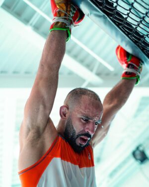 Ottman Azaitar Instagram - Be patient and tough, someday this pain will be useful to you 🤲🏽☝🏽 #Ufc #Azaitar #MayAllahGiveUsTheVictory