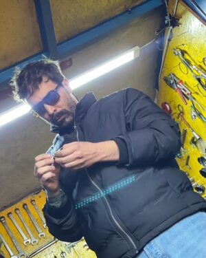Oussama Bastaoui Instagram - دابا وليت كنفهم مزيان فالميكانيك مكرهتش شي دور طبيب 😂